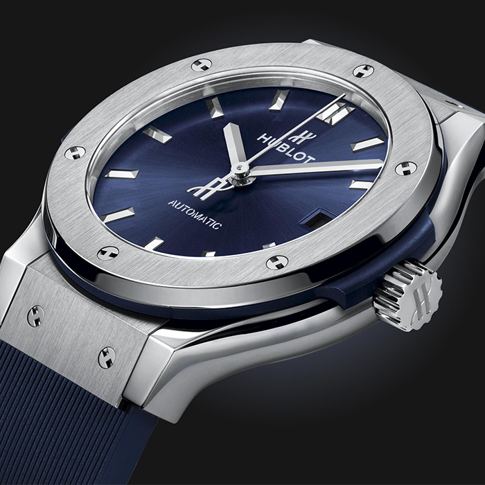 HUBLOT Classic Fusion Titanium Blue 38mm 565.NX.7170.RX