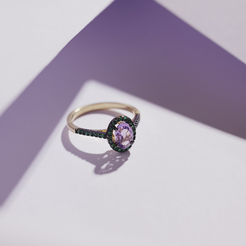 Anillo SERENITY Rodio Esmeraldas y Amatista Oval OA