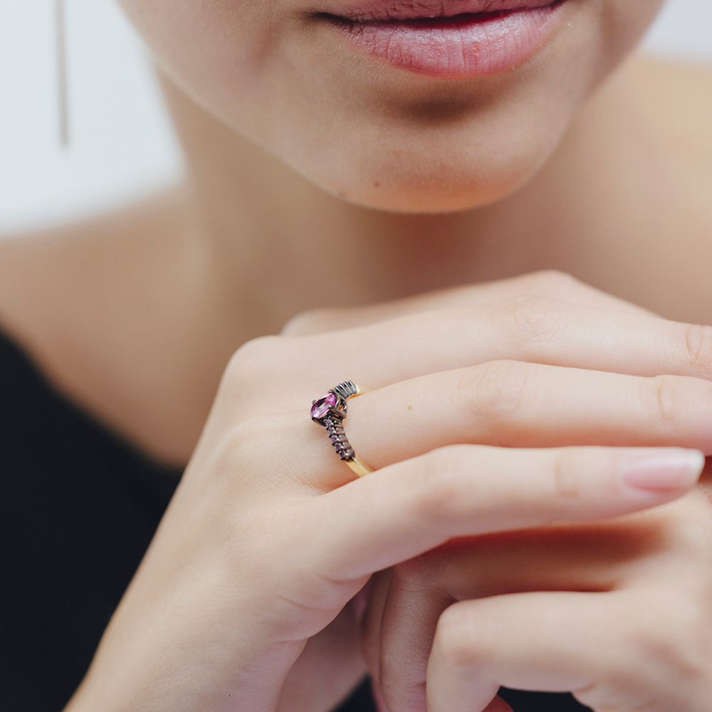 Anillo LADY Rodio Zafiro Rosa Oval y Zafiros Rosas OA