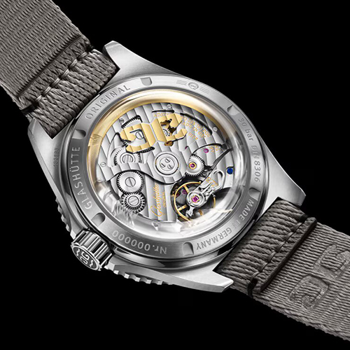 GLASHÜTTE ORIGINAL SeaQ Panorama Date Desplegable 43,20mm Automático 1-36-13-01-80-34